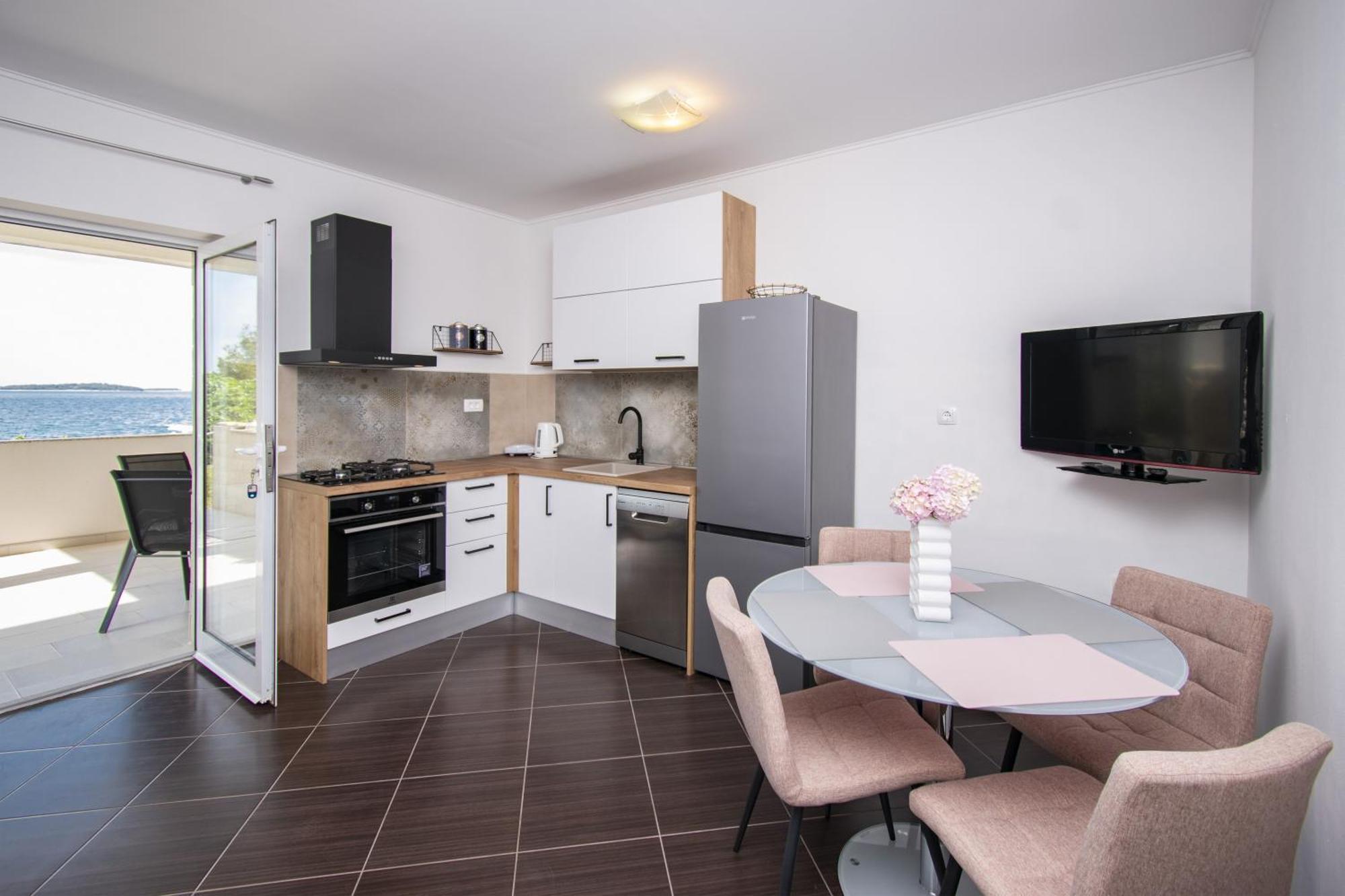 Apartments Alisa โบรดาริตซา ห้อง รูปภาพ