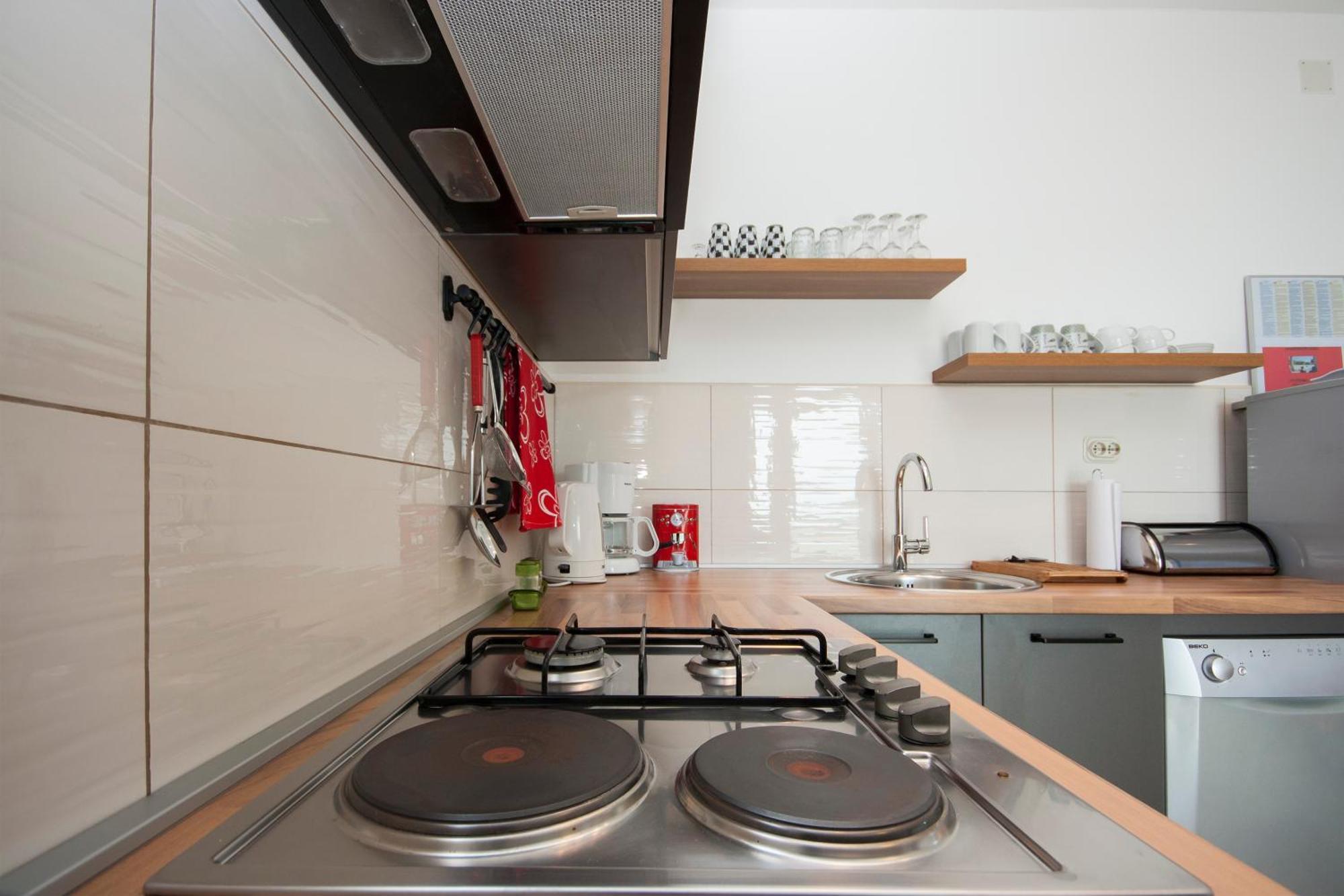 Apartments Alisa โบรดาริตซา ภายนอก รูปภาพ