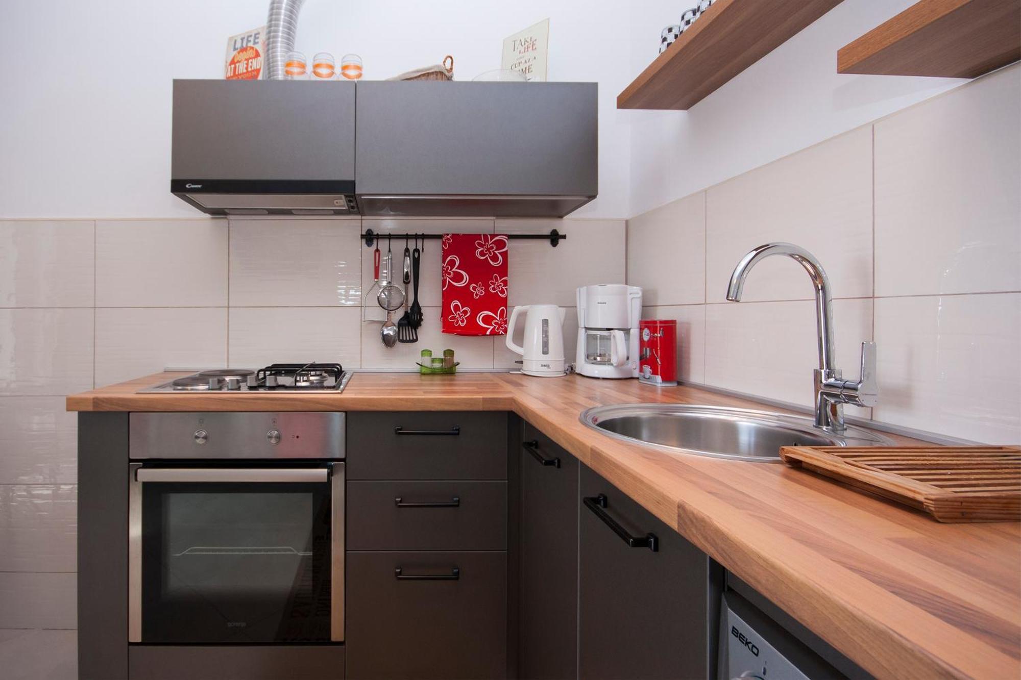 Apartments Alisa โบรดาริตซา ภายนอก รูปภาพ