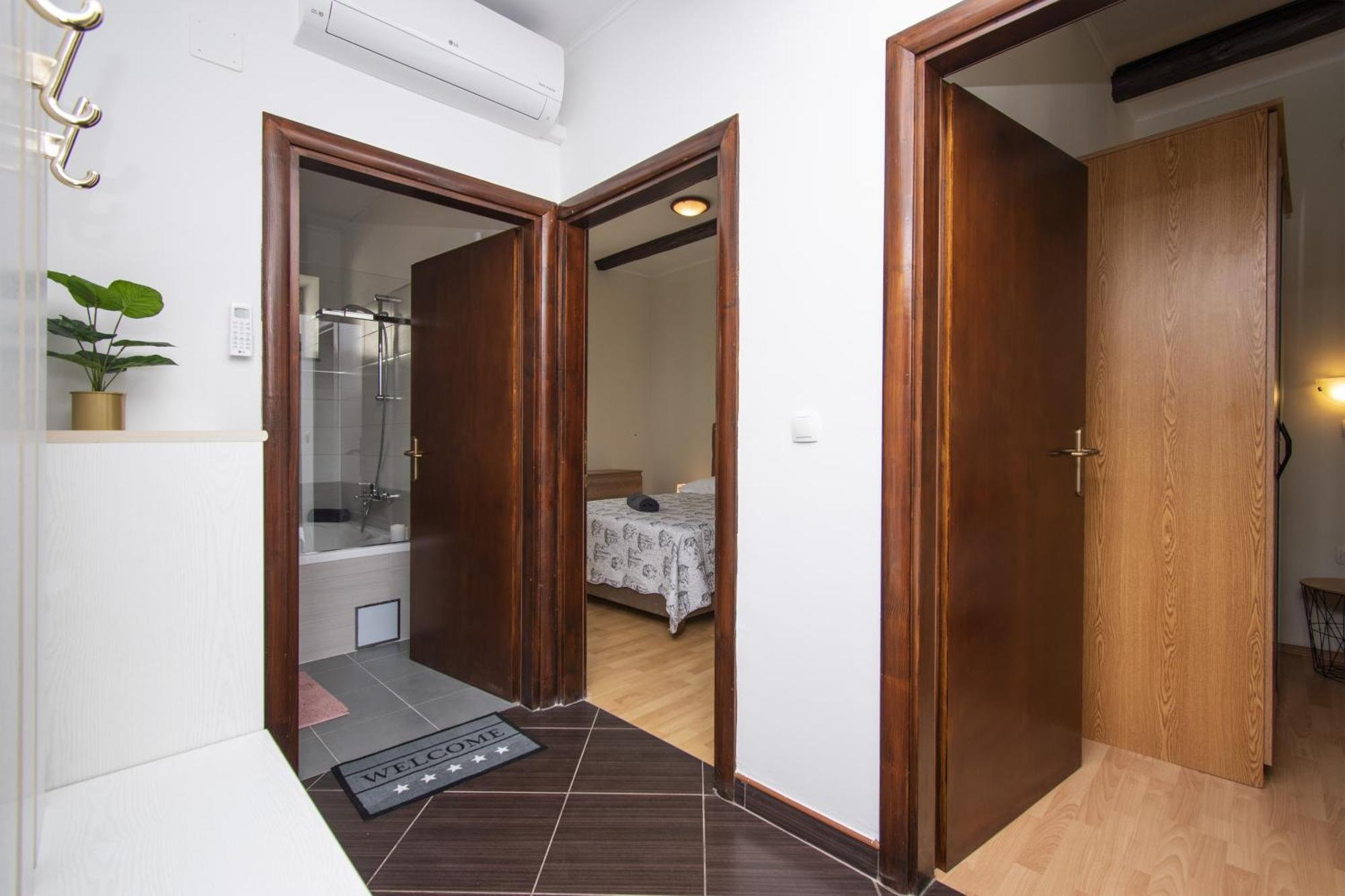 Apartments Alisa โบรดาริตซา ห้อง รูปภาพ