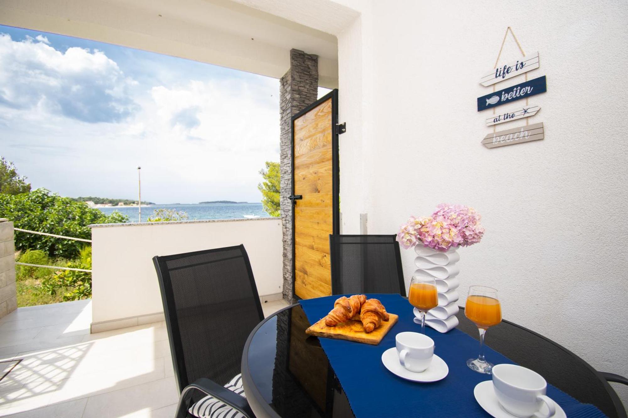 Apartments Alisa โบรดาริตซา ห้อง รูปภาพ