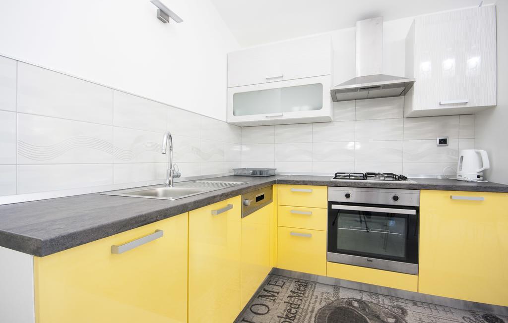 Apartments Alisa โบรดาริตซา ภายนอก รูปภาพ